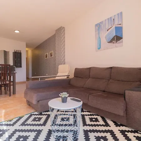 Casa Laura Santa Cruz